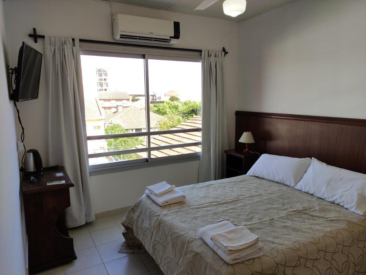 Hosteria Ymaz Villa Gesell Bagian luar foto