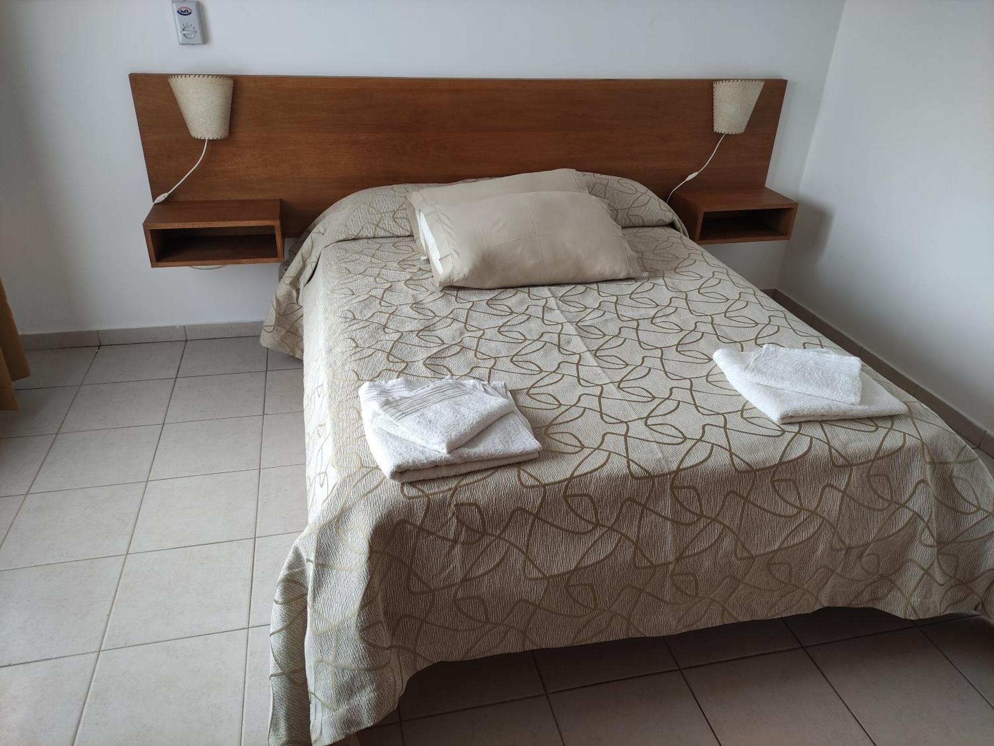 Hosteria Ymaz Villa Gesell Bagian luar foto