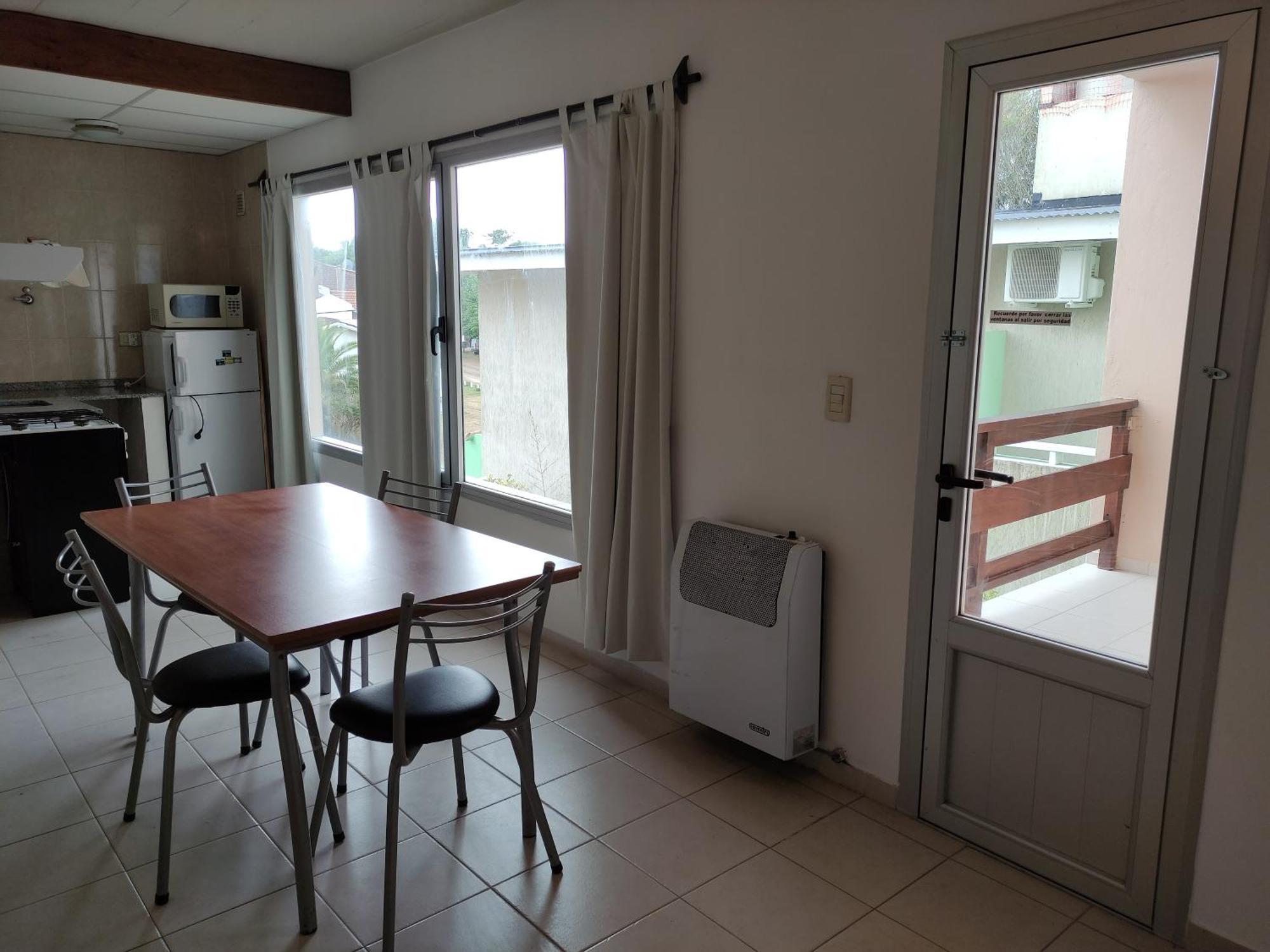 Hosteria Ymaz Villa Gesell Bagian luar foto
